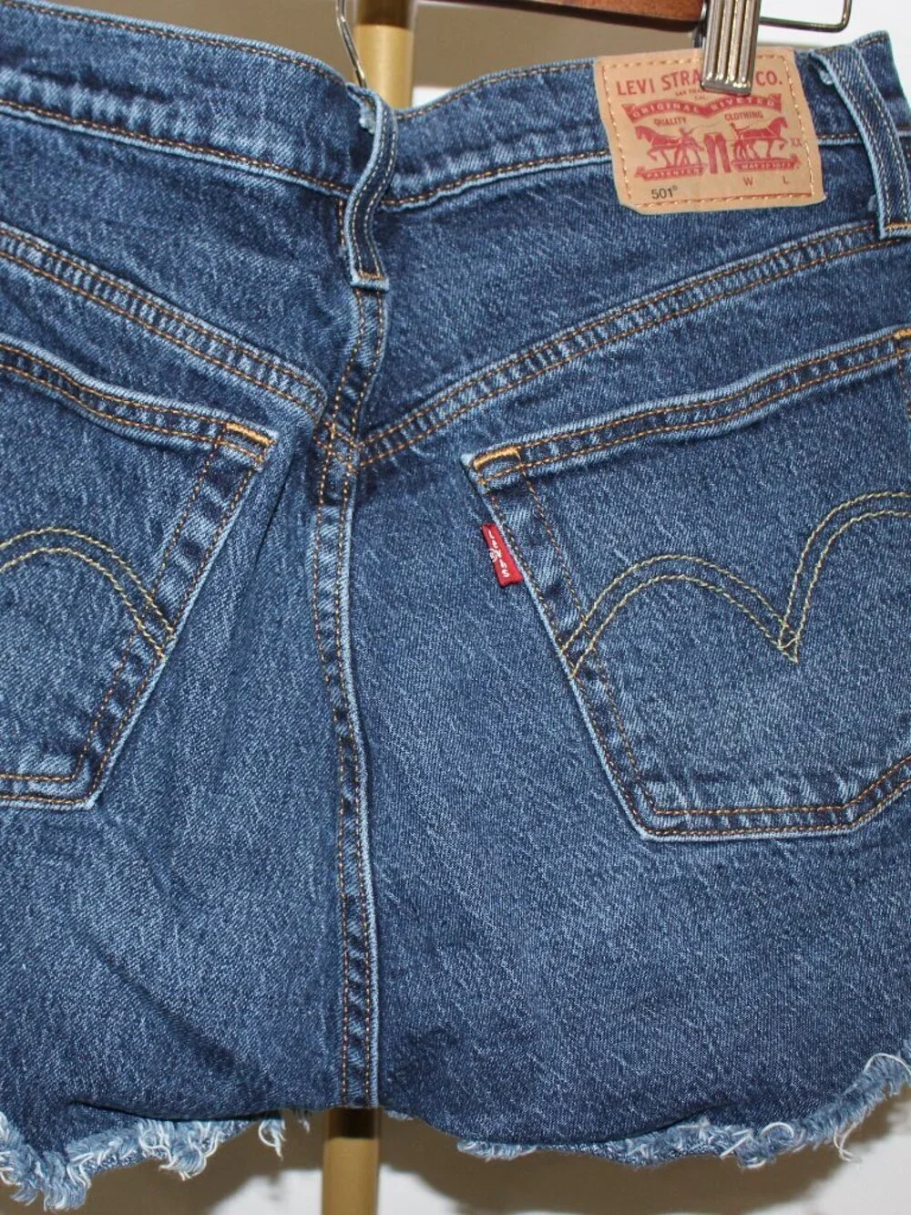 Women's Levi 501 Jean Shorts, Size 29 - Dark